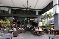 Breadtalk (D19), Shop House #554252071